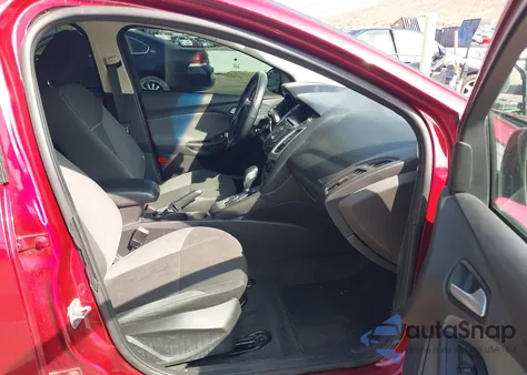 2013 Ford Focus Se z USA, uszkodzony, nr VIN 1FADP3K25DL374417